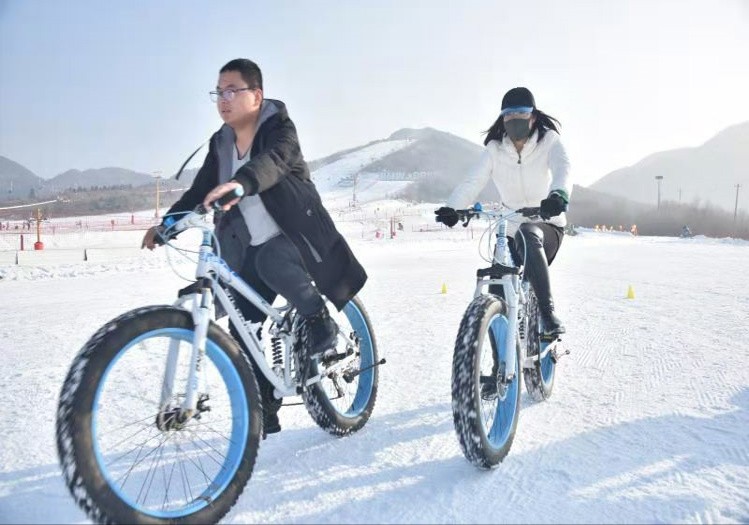 冬季团建，热门团建，SNOWBALL 冰雪巅峰团队挑战赛