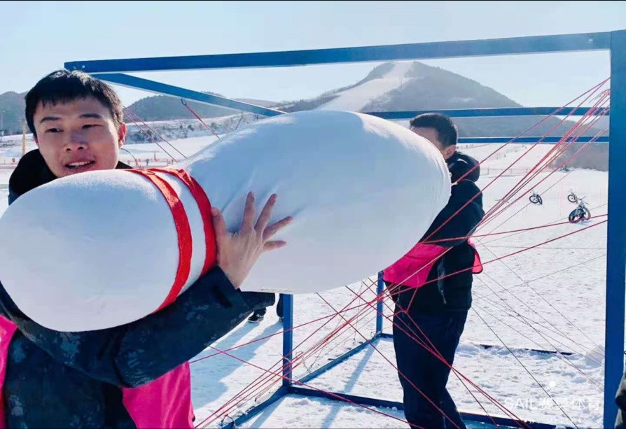 冬季团建，热门团建，SNOWBALL 冰雪巅峰团队挑战赛