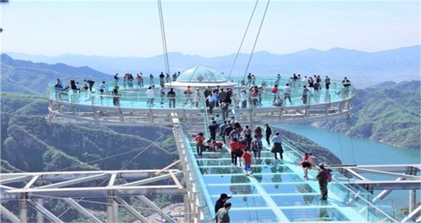 春游团建NO.5-石林峡-360°玻璃观景平台-七彩池-郊游团建-团队凝聚力1日主题团建