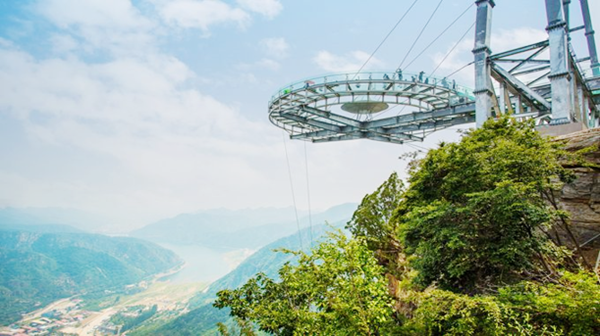 春游团建NO.5-石林峡-360°玻璃观景平台-七彩池-郊游团建-团队凝聚力1日主题团建
