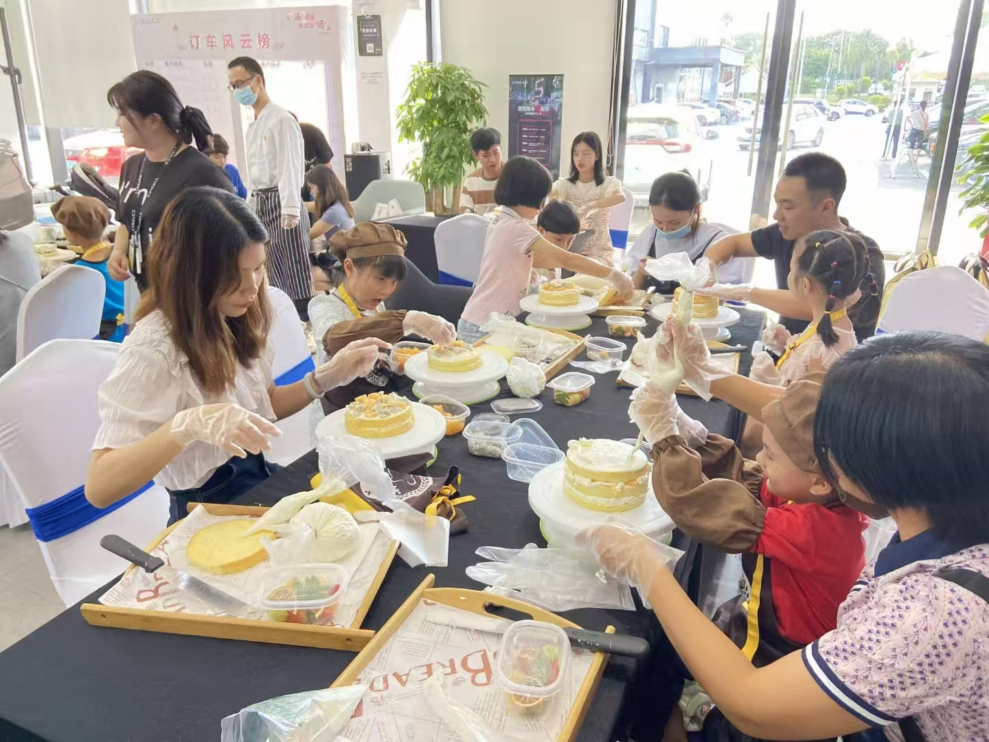 女神节热门活动NO.22-品牌蛋糕DIY-三八妇女节团建